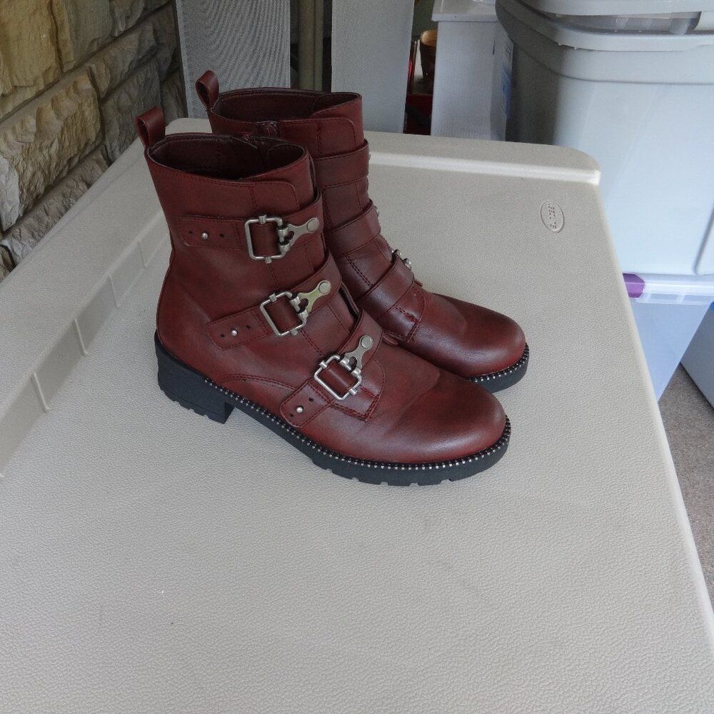 SO Broccoli women's combat boots size 8, Moniquewine color, side zip top buckles - Picture 10 of 13